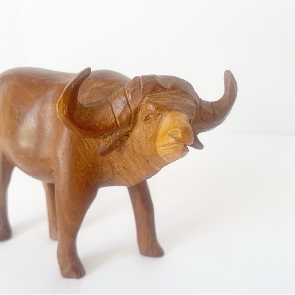 Pair of hand carved wild  animals impala and water buffalo - Picture 6 of 10